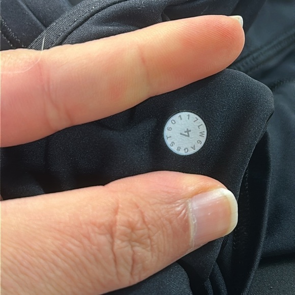 Lululemon Fast & Free Crop (19") Black - Picture 6 of 6